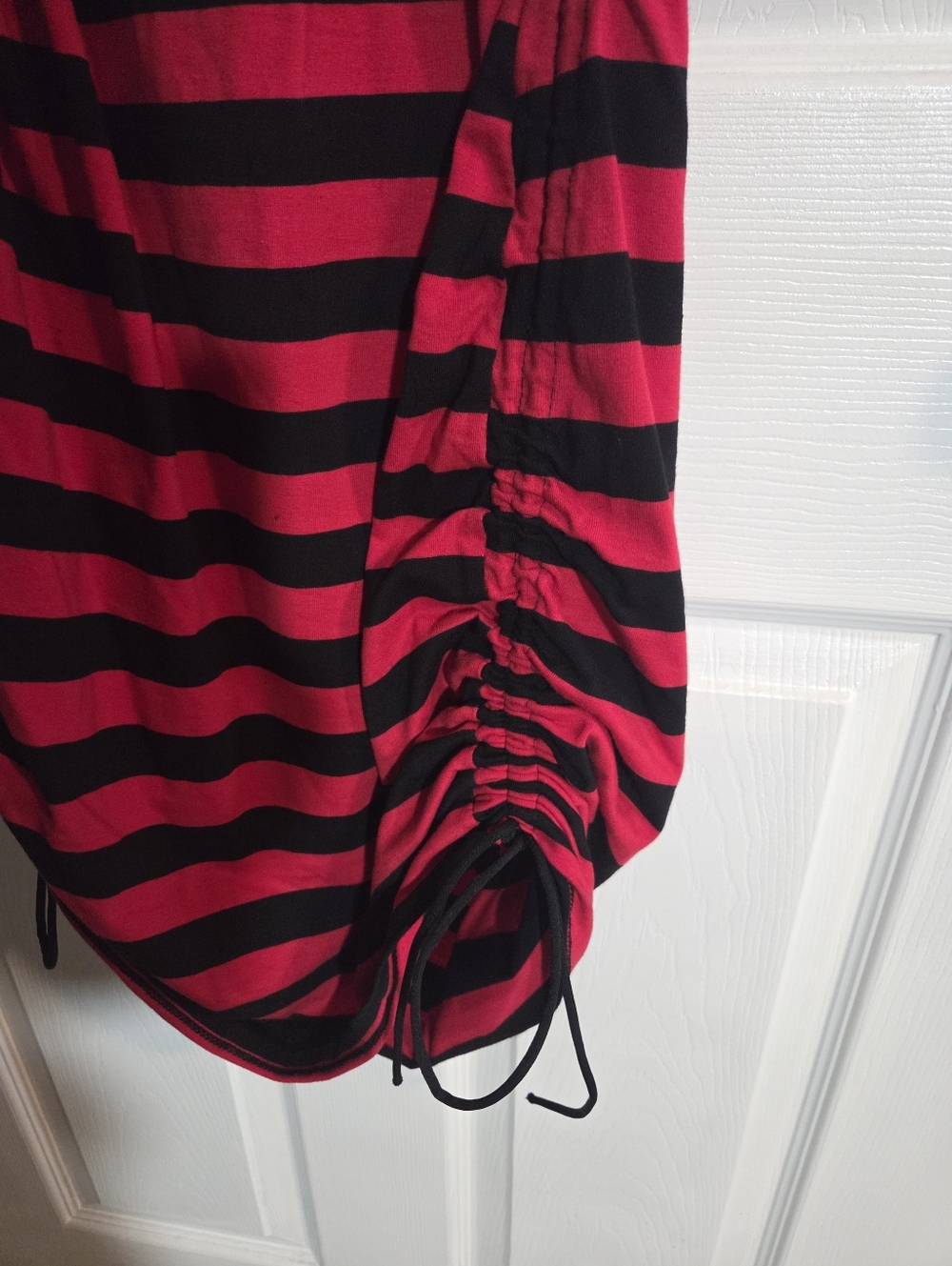 Dollskill Current Mood Make Demands Mini Dress And Gloves Set - Picture 4 of 5